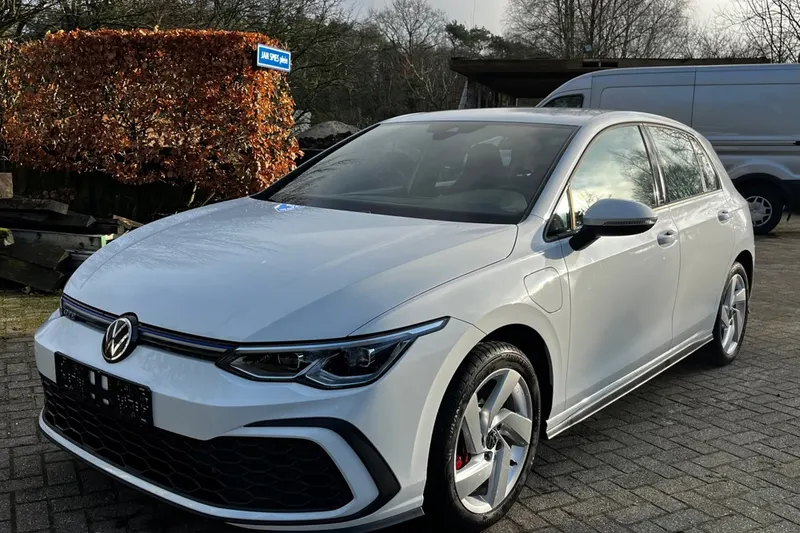 Volkswagen Golf (2022)