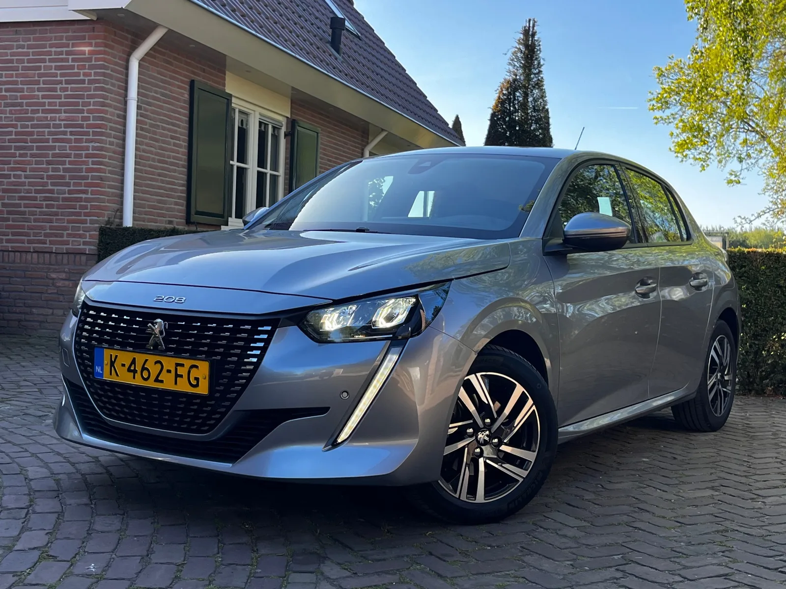 Peugeot 208 (2021) — foto 1