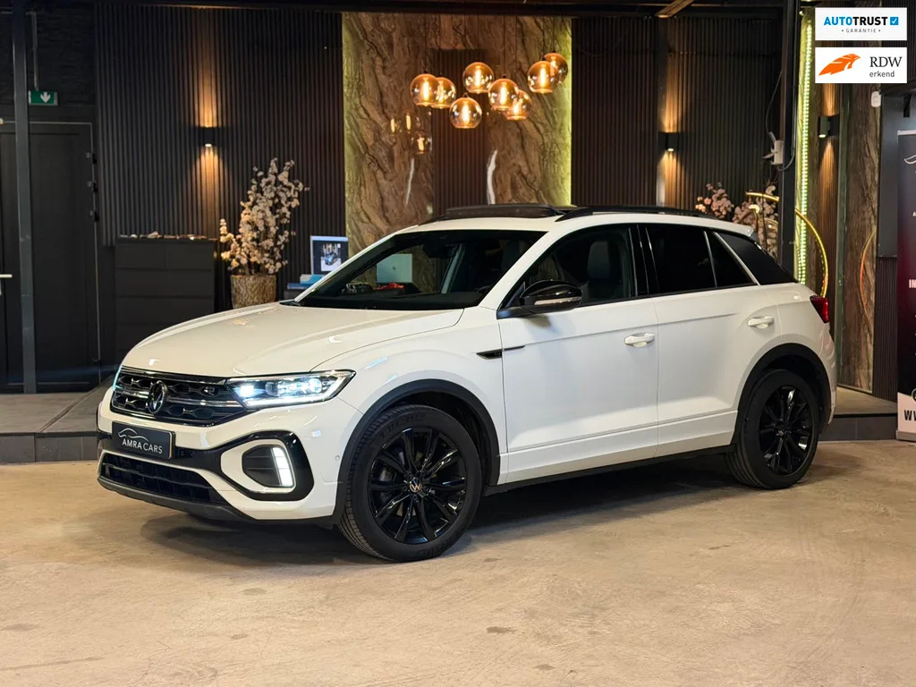 Volkswagen T-Roc (2022) — foto 1