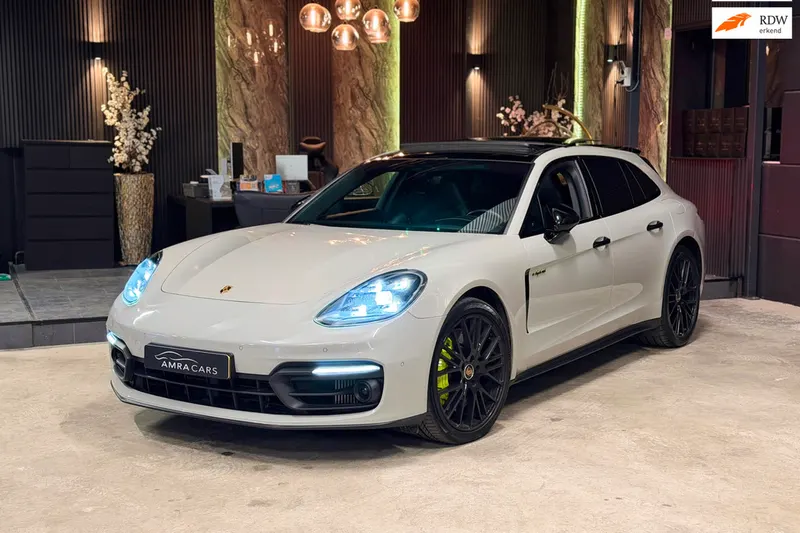 Porsche Panamera (2021)