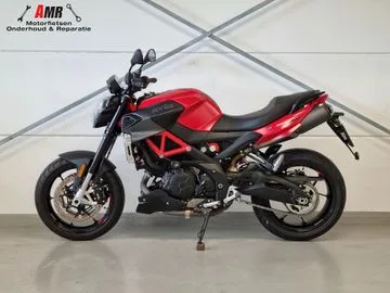 Aprilia Shiver 900 (2021) — foto 1
