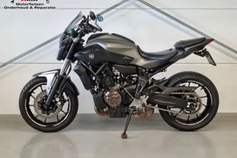 Yamaha MT-07 (2015)