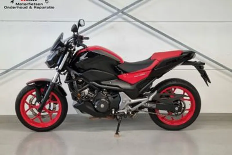 Honda NC 750 S (2017)