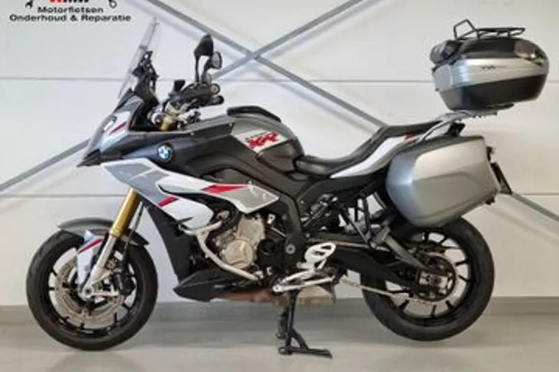 BMW S 1000 XR (2016)