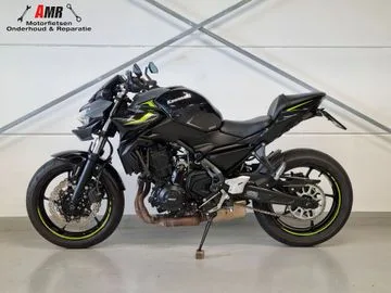Kawasaki Z650 (2024) — foto 1