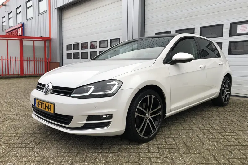 Volkswagen Golf (2014)