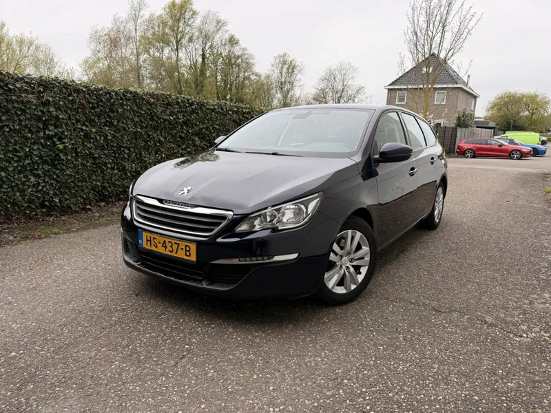 Peugeot 308 (2015) — foto 1