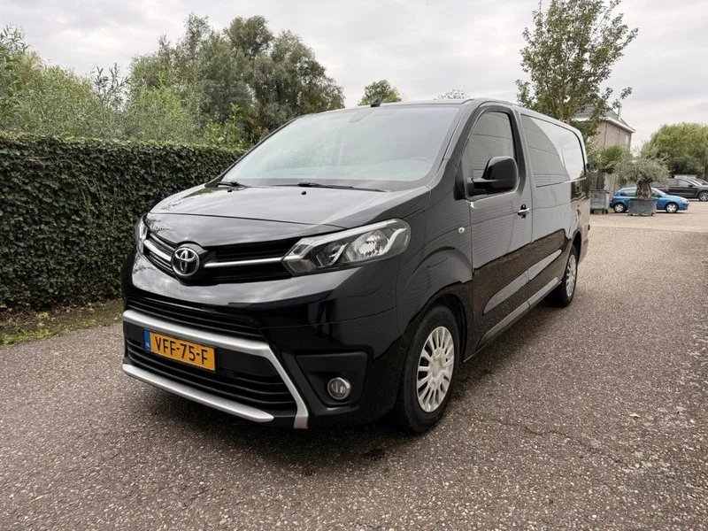 Toyota ProAce Worker (2020) — foto 1
