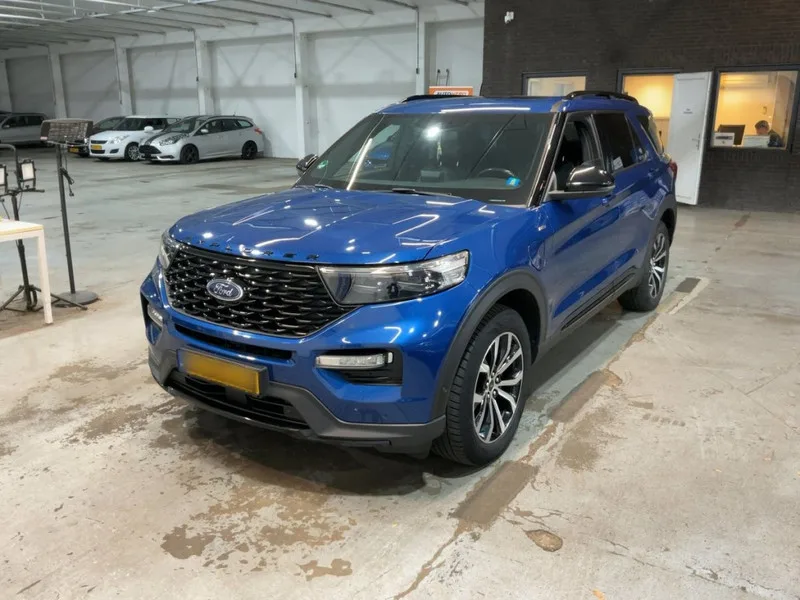 Ford Explorer (2020) — foto 1