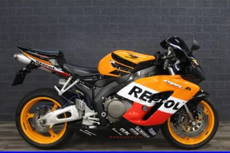 Honda CBR 1000 RR Fireblade Repsol (2005)