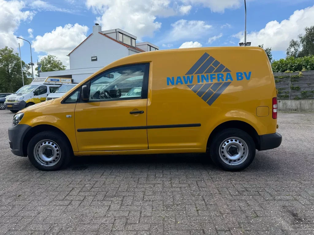 Volkswagen Caddy (2014) — foto 1