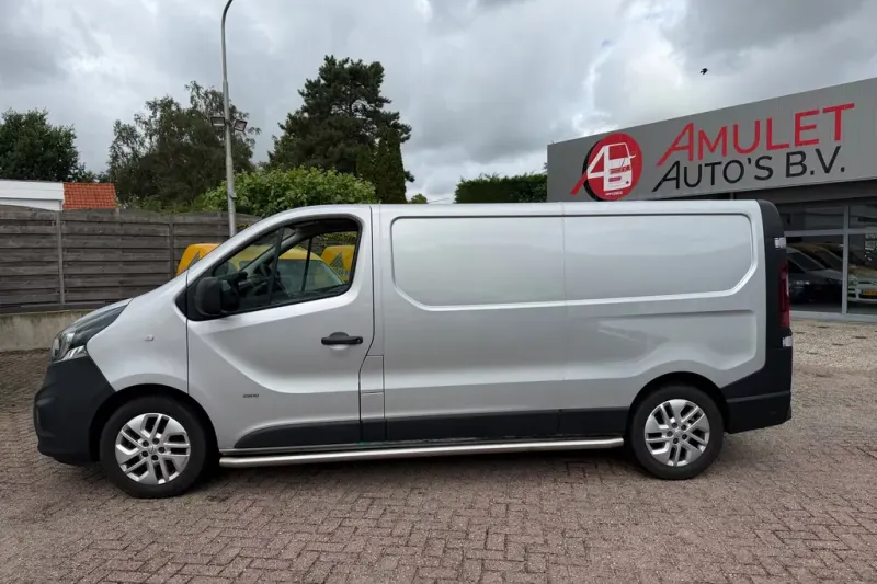 Opel Vivaro (2015)
