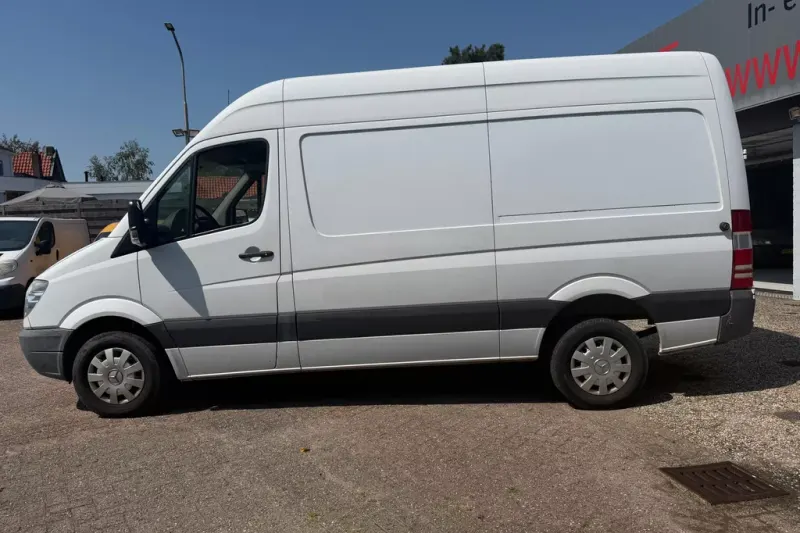 Mercedes-Benz Sprinter (2012)