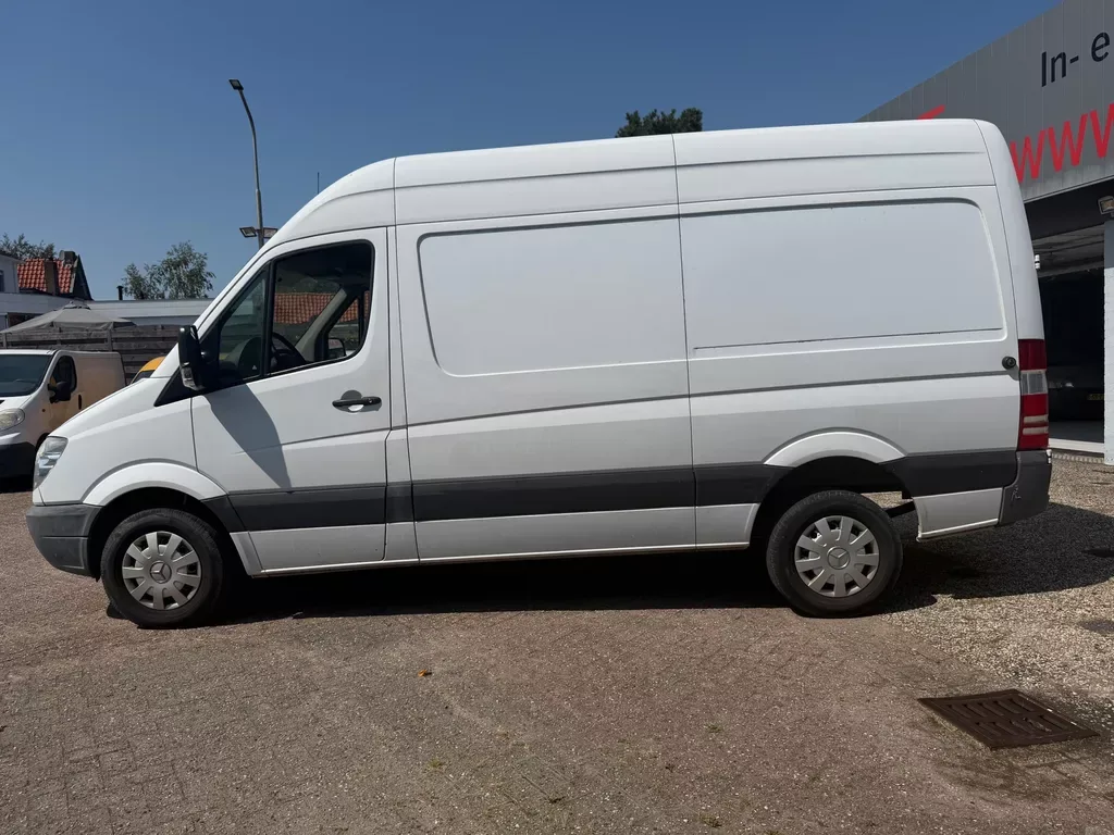 Mercedes-Benz Sprinter (2012) — foto 1