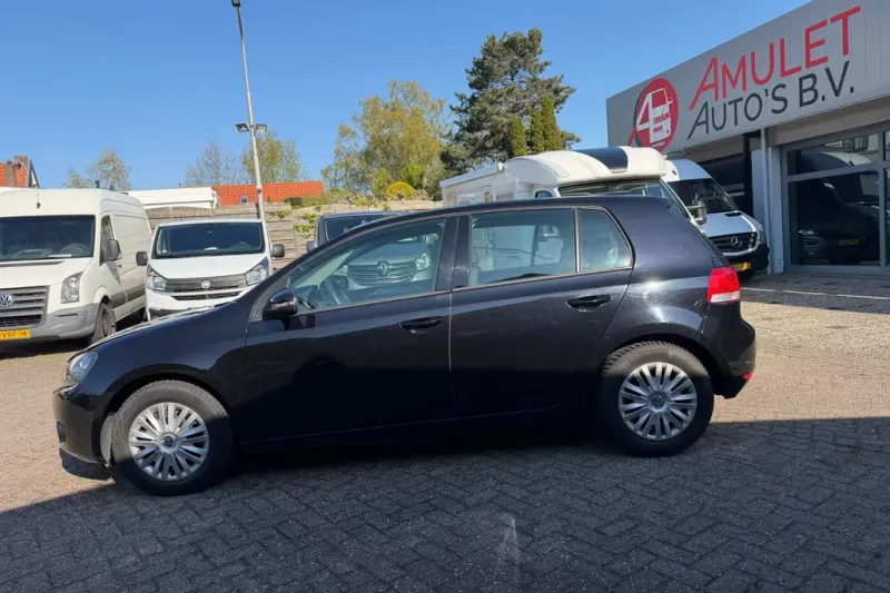 Volkswagen Golf (2010)