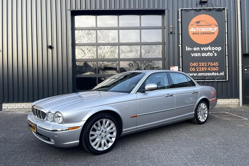 Jaguar XJ (2004)