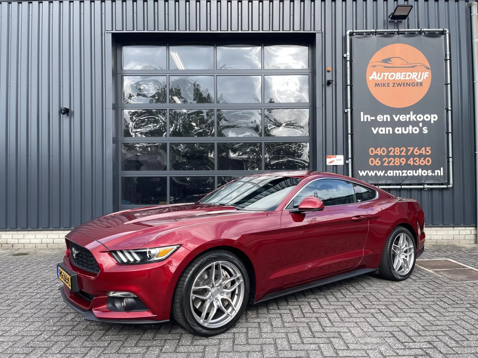 Ford Mustang (2017) — foto 1
