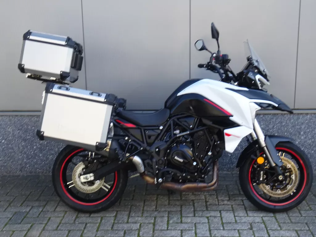 Benelli TRK 702 (2024) — foto 1