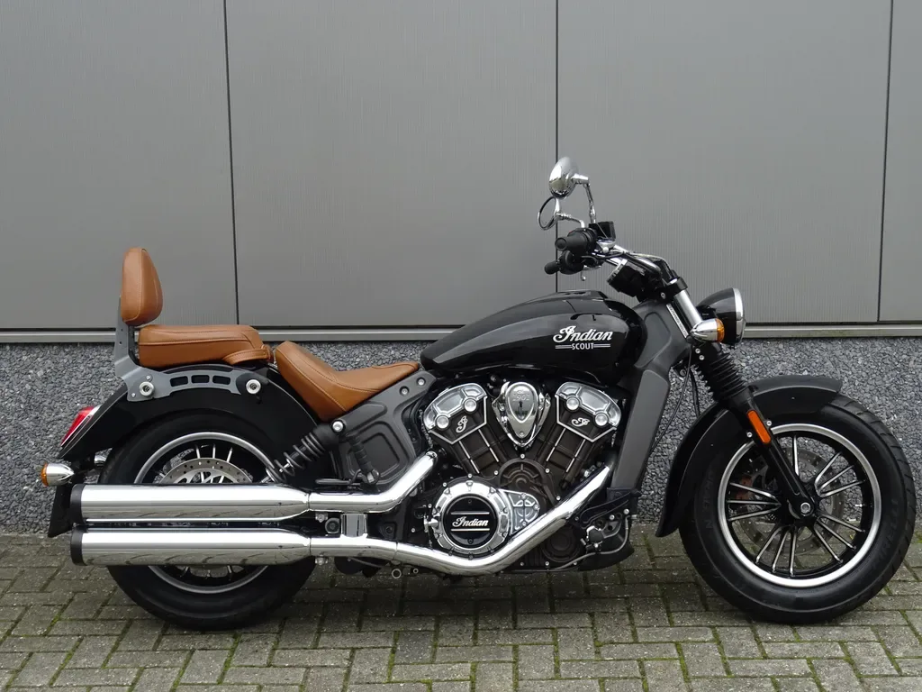 Indian Scout (2015) — foto 1
