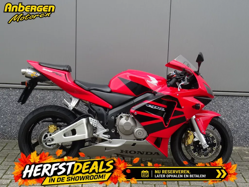Honda CBR 600 RR (2003) — foto 1
