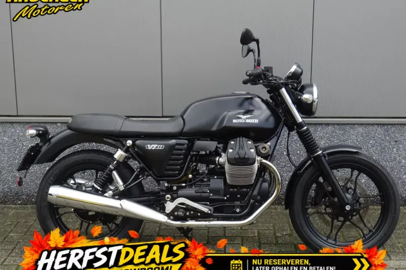 Moto Guzzi V 7 Stone (2015)