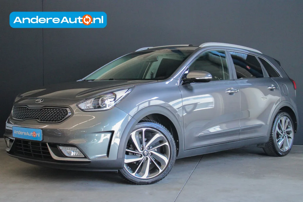 Kia Niro (2017) — foto 1