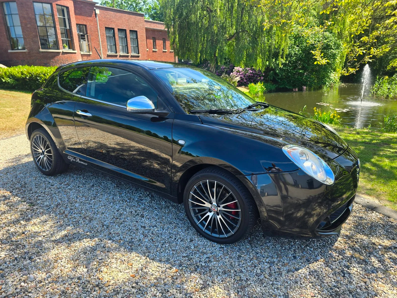 Alfa Romeo Mito (2012) — foto 1