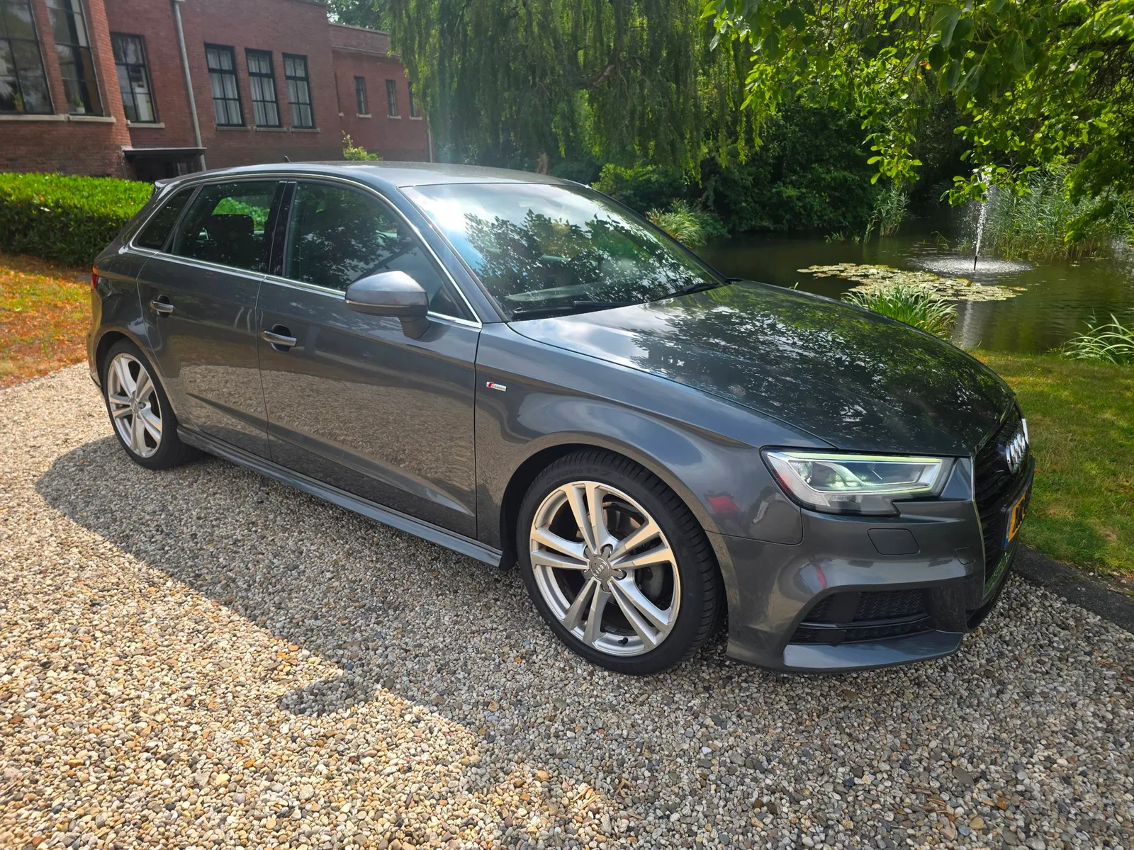 Audi A3 (2019) — foto 1