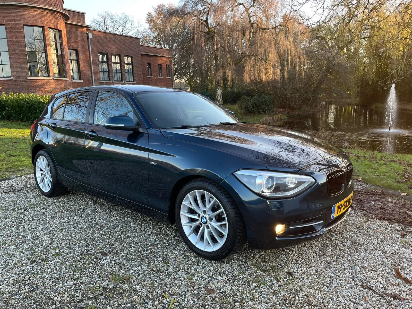 BMW 1-Serie (2011) — foto 1