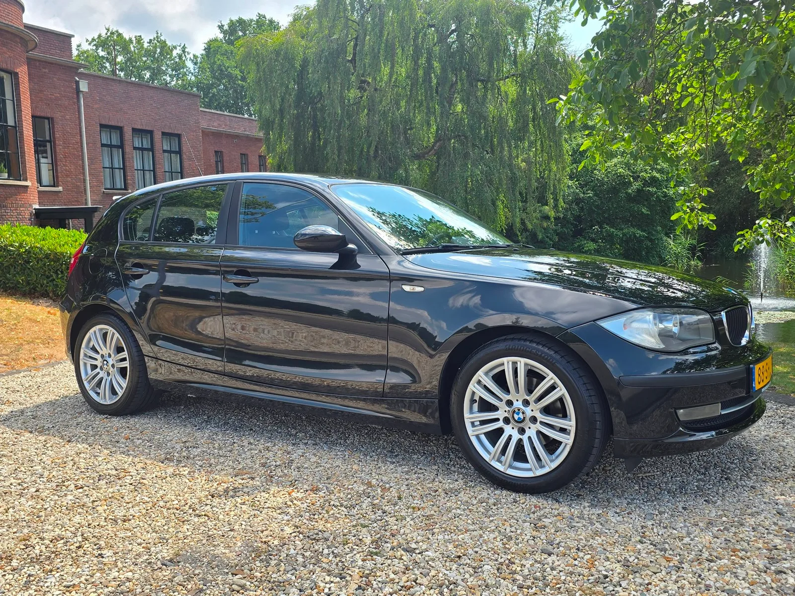BMW 1-Serie (2008) — foto 1