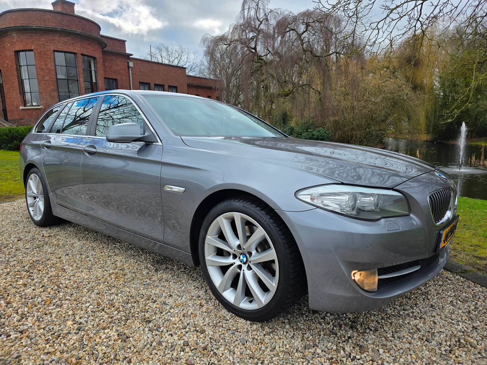 BMW 5-Serie (2012) — foto 1