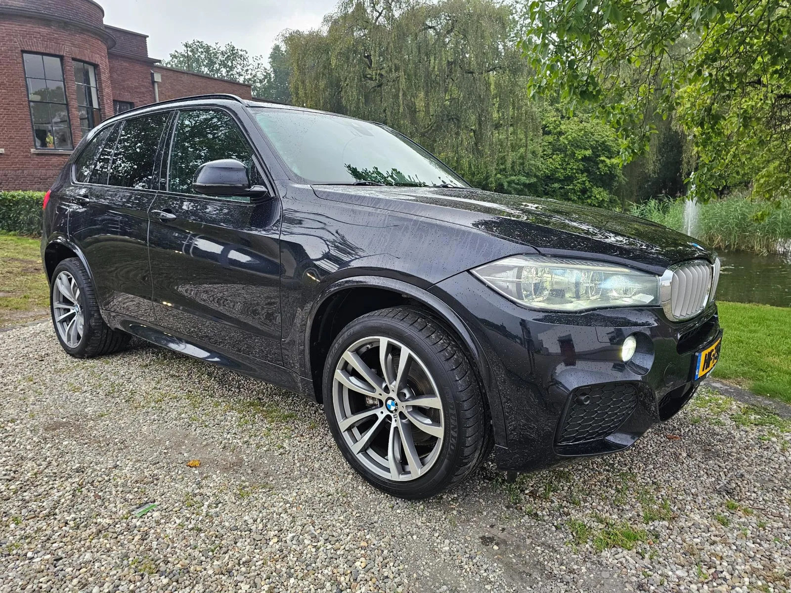BMW X5 (2015) — foto 1