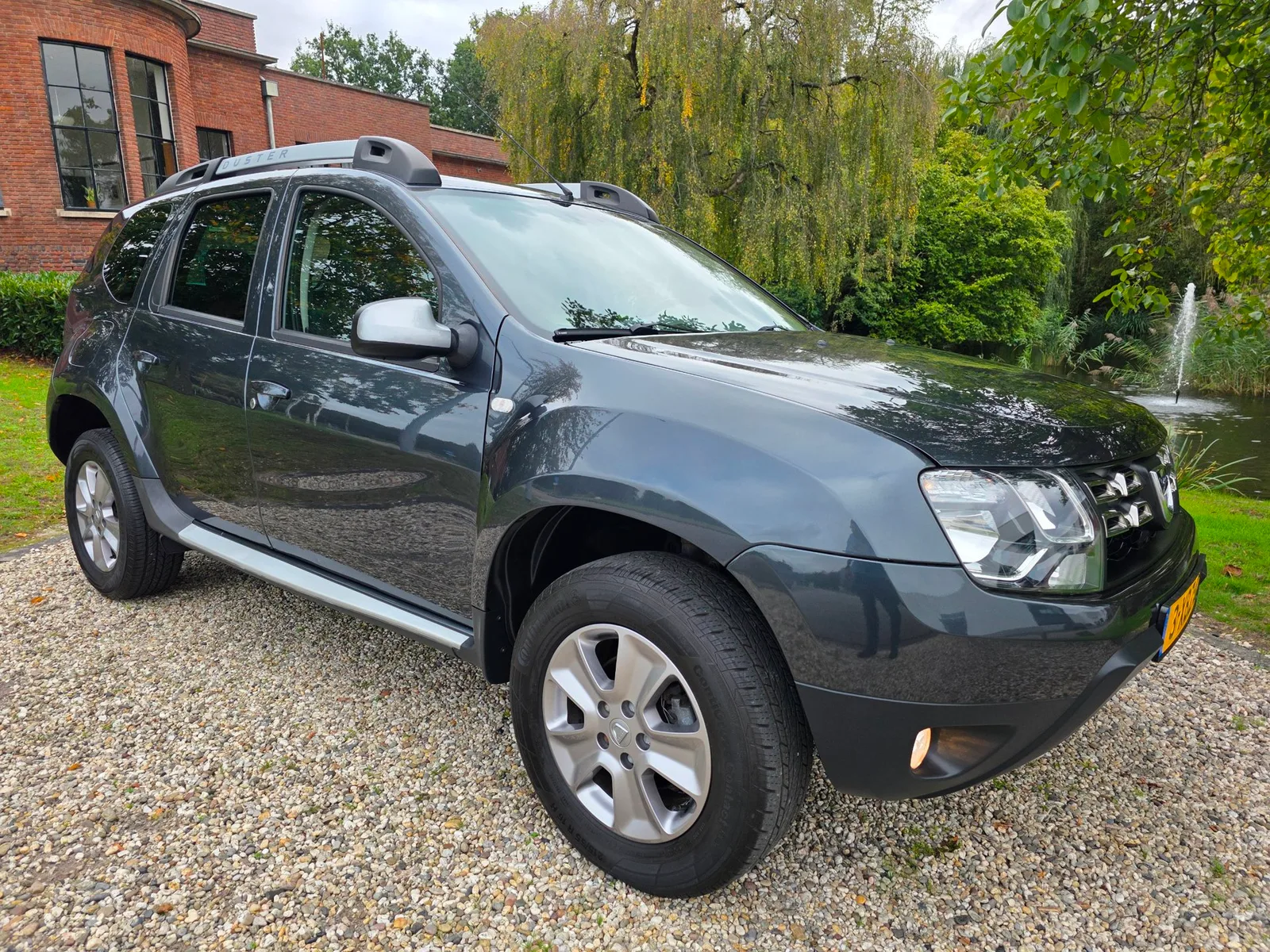 Dacia Duster (2014) — foto 1