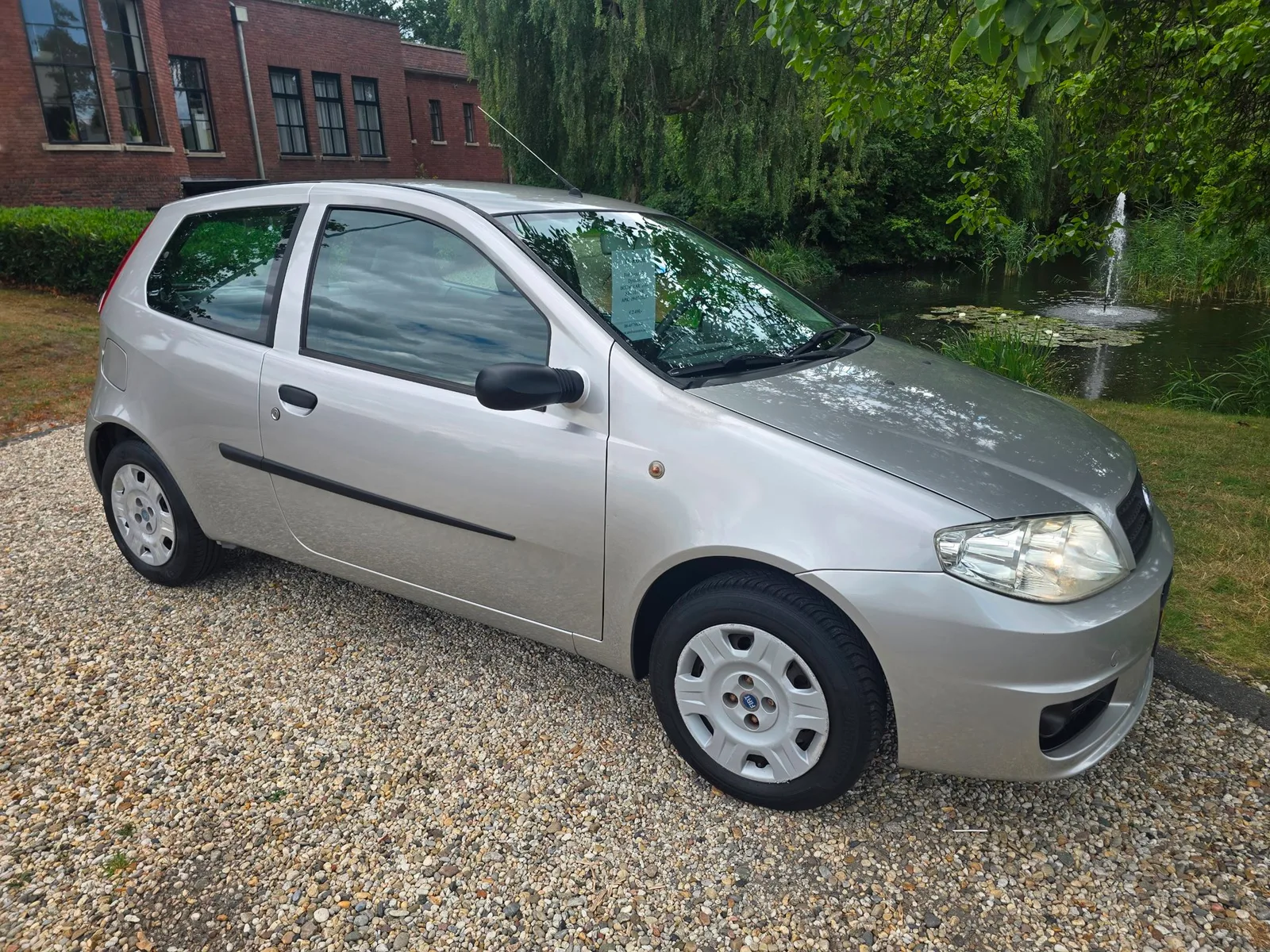 Fiat Punto (2004) — foto 1