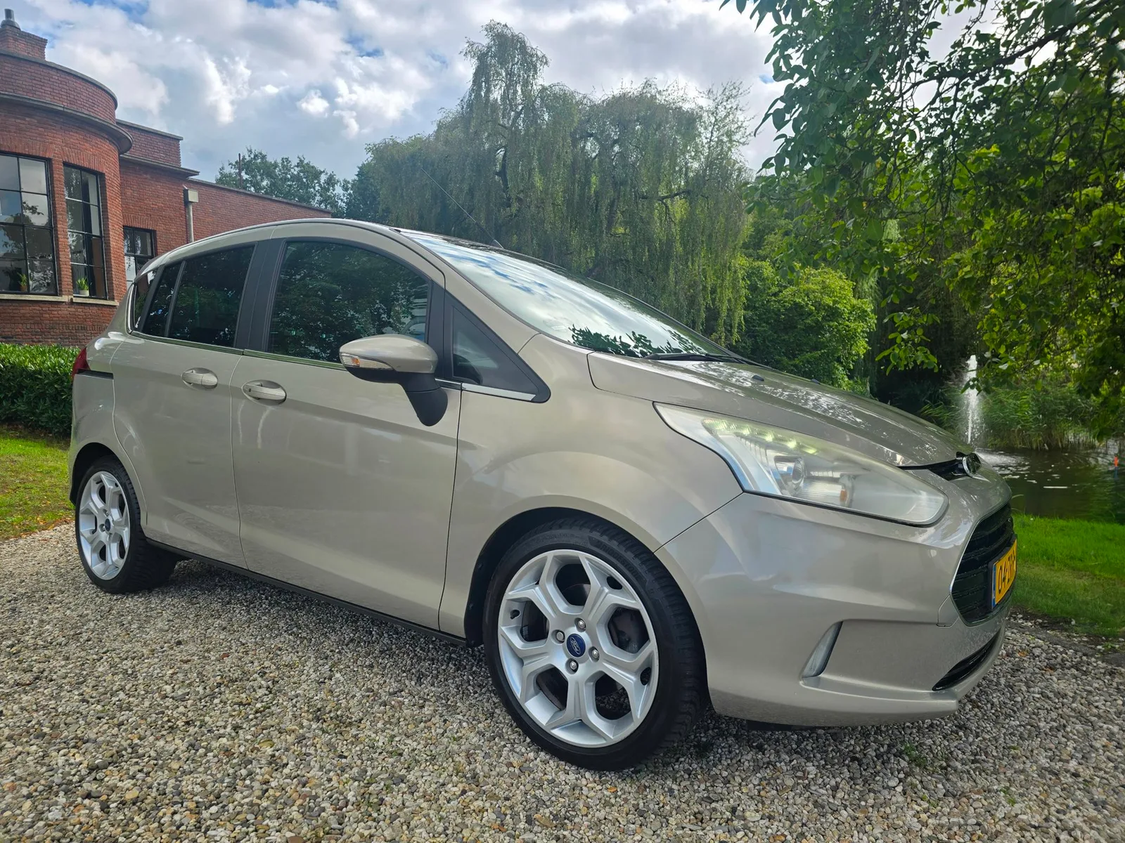 Ford B-Max (2013) — foto 1