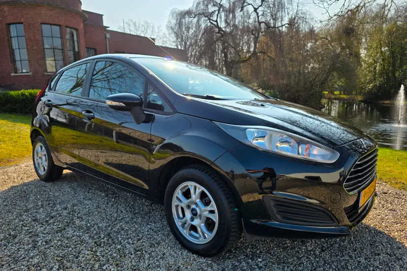 Ford Fiesta (2013)