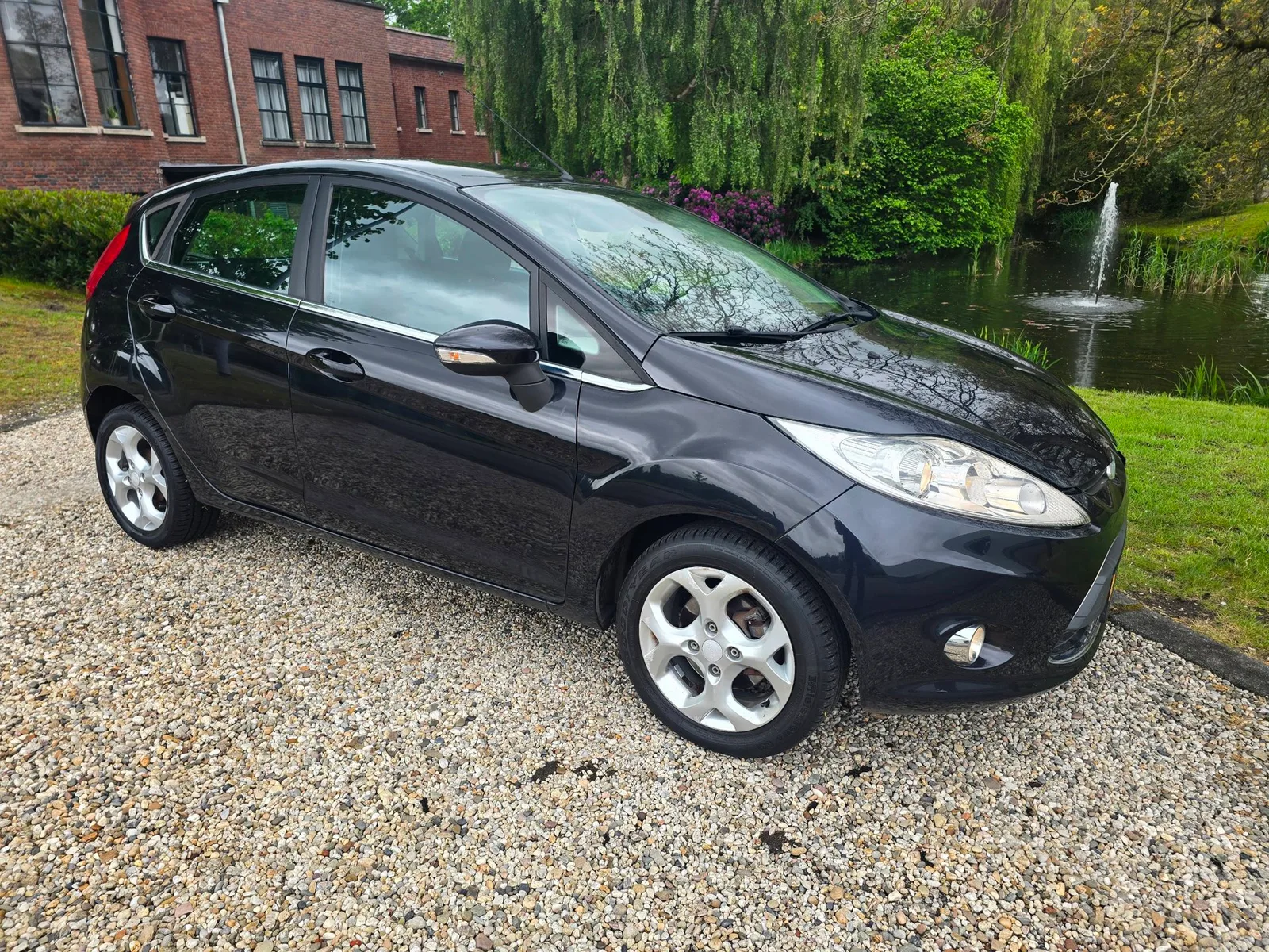 Ford Fiesta (2009) — foto 1