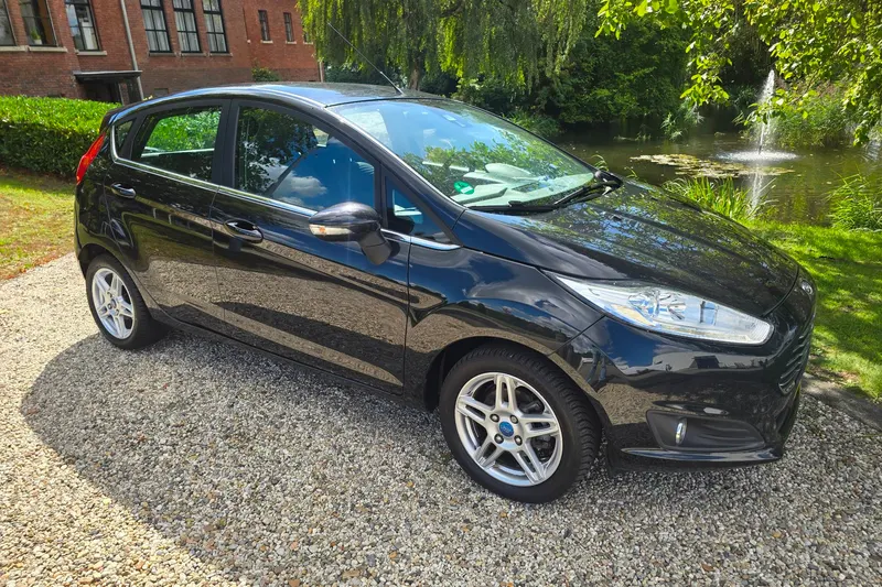 Ford Fiesta (2015)