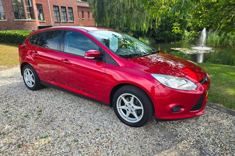 Ford Focus (2012)