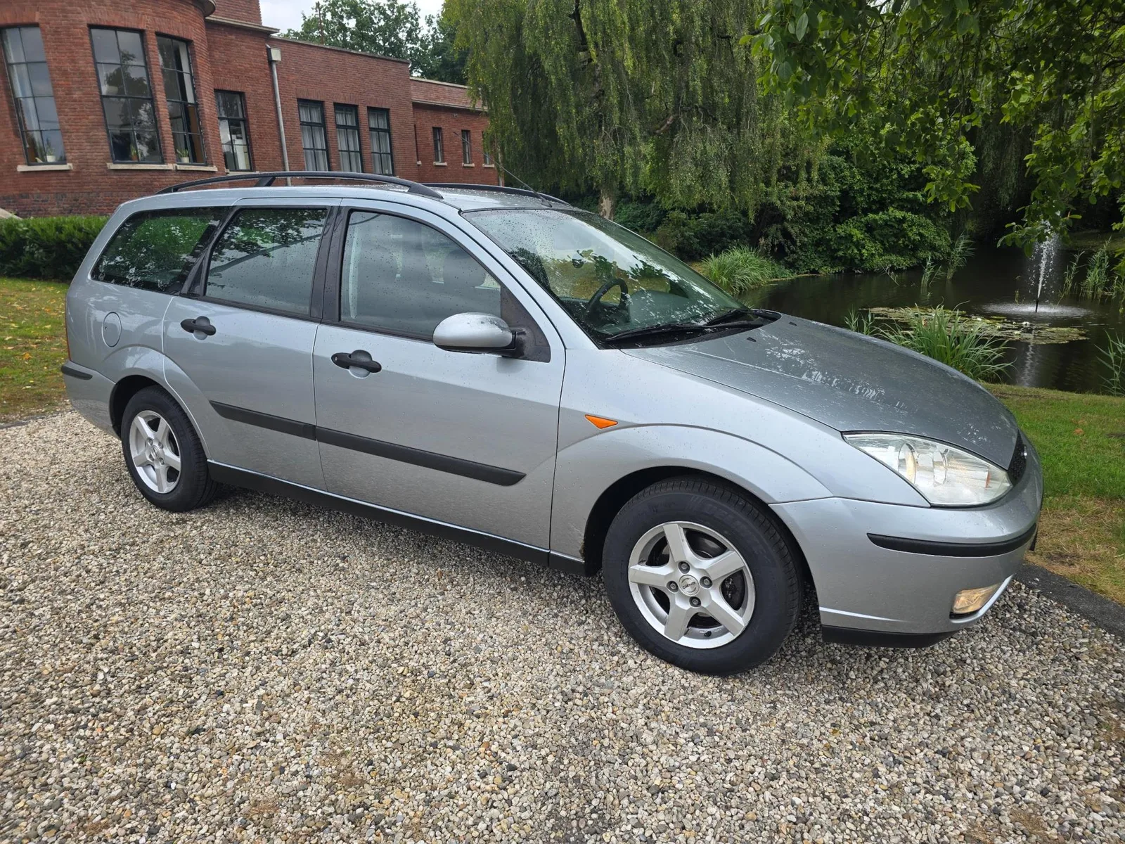 Ford Focus (2003) — foto 1