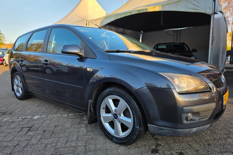 Ford Focus (2007)