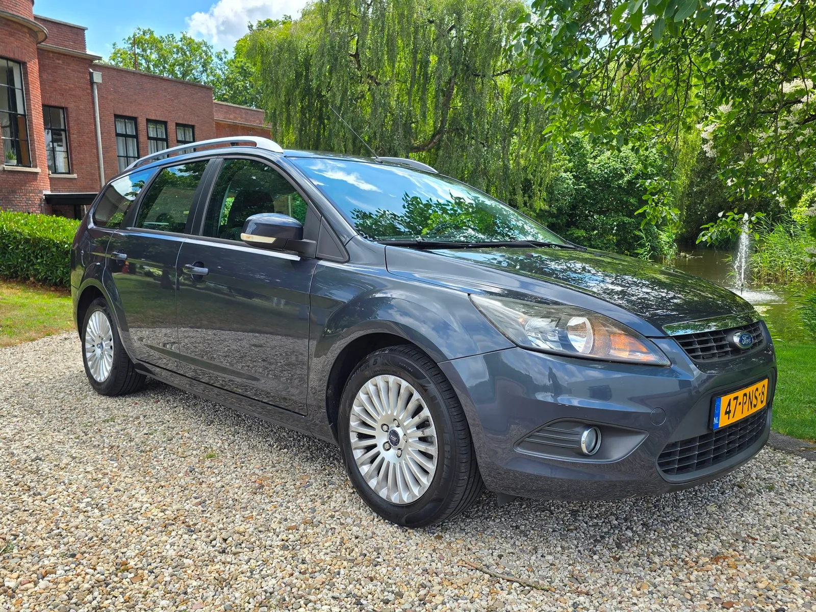 Ford Focus (2011) — foto 1