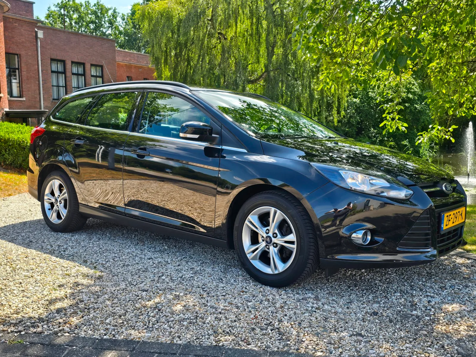 Ford Focus (2012) — foto 1