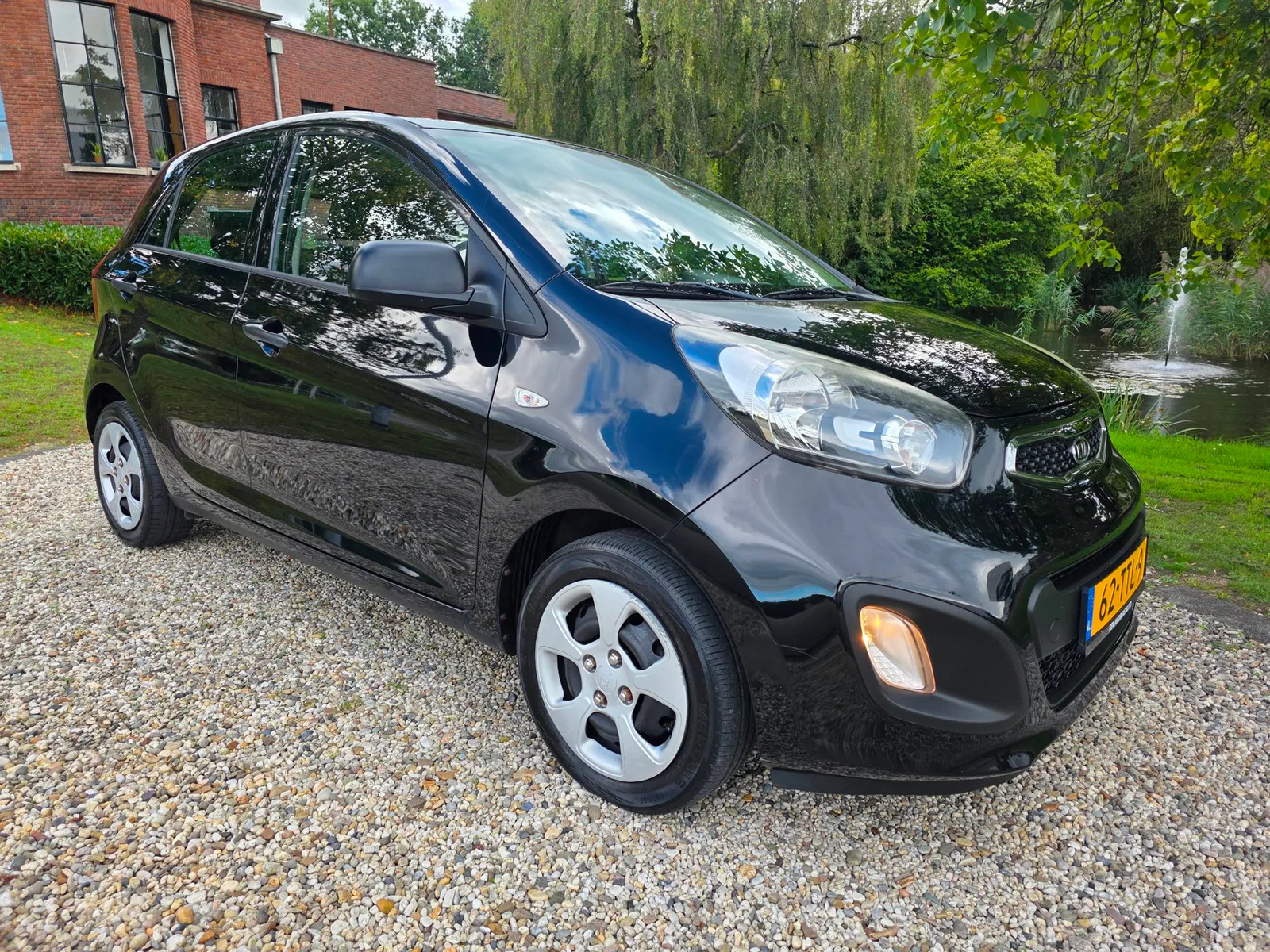 Kia Picanto (2012) — foto 1