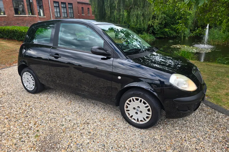 Lancia Ypsilon (2006)