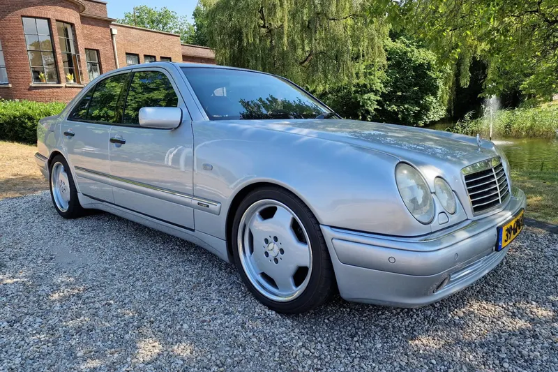 Mercedes-Benz E-Klasse (1997)