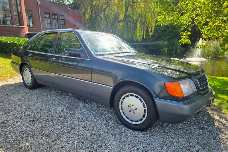 Mercedes-Benz S-Klasse (1993)