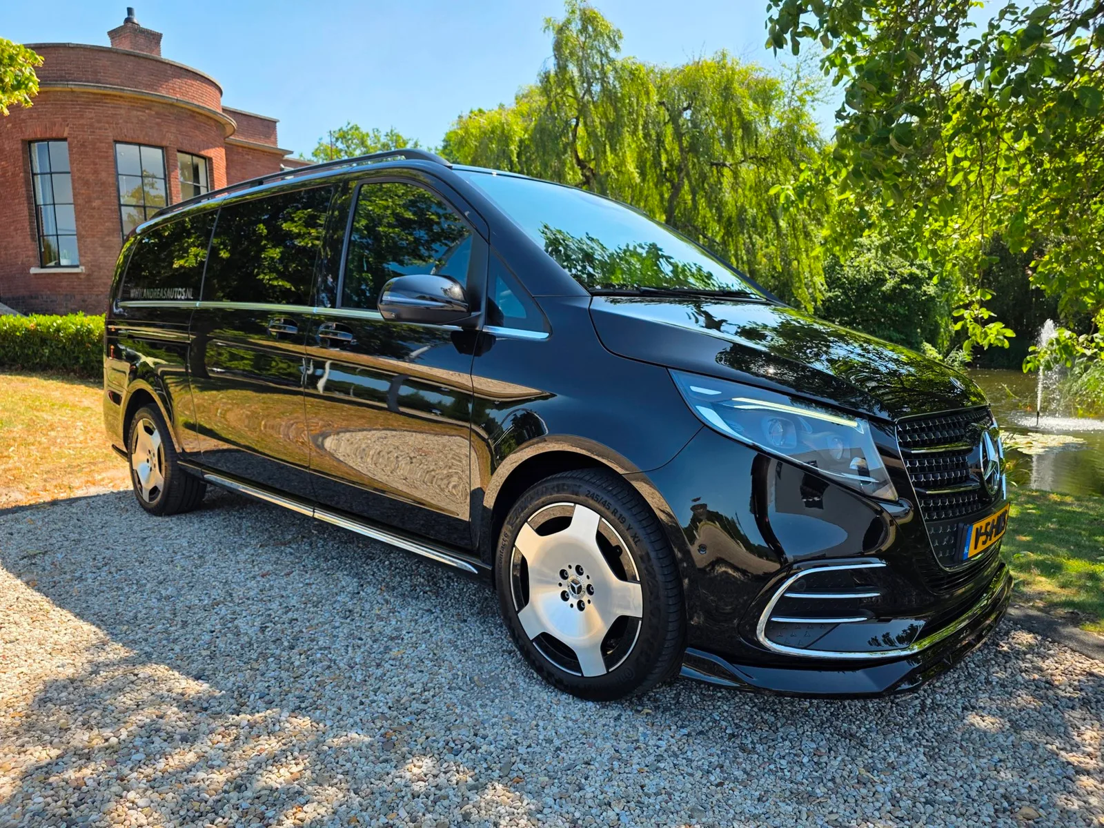 Mercedes-Benz V-Klasse (2024) — foto 1