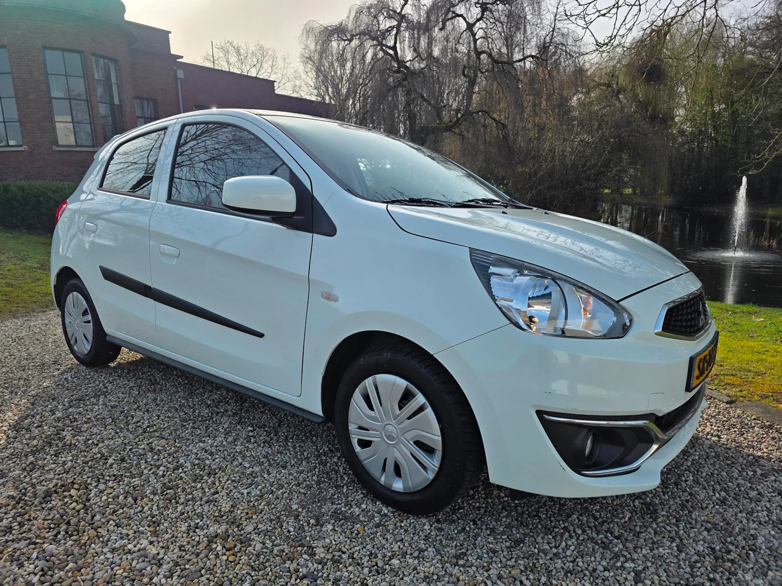 Mitsubishi Space Star (2018) — foto 1