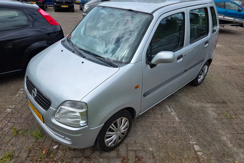 Opel Agila (2000)